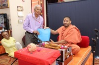 23rd Patotsav Day 3 - Katha and Yajman Pehramani - ISSO Swaminarayan Temple, Los Angeles, www.issola.com